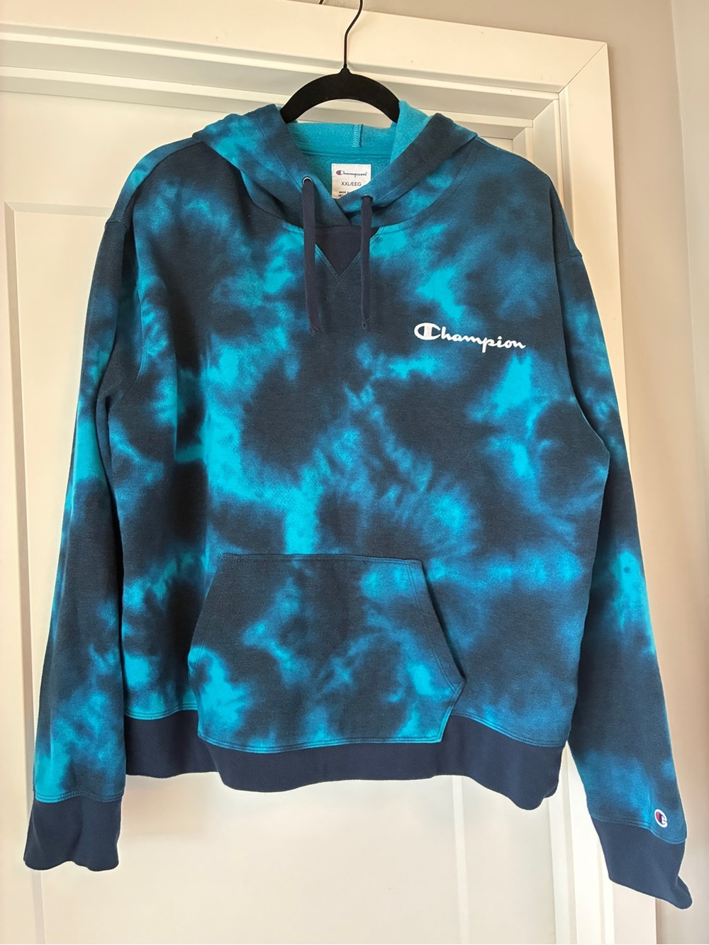 Champion Tie-Dye Pullover Hoodie